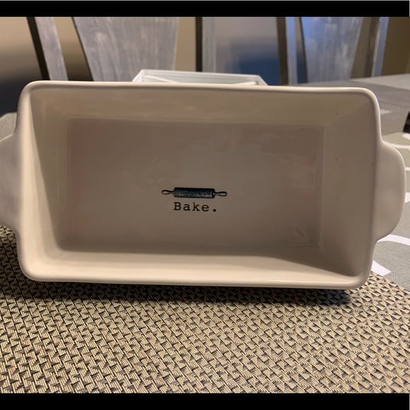 Rae Dunn Bake dish - Picture 1 of 3